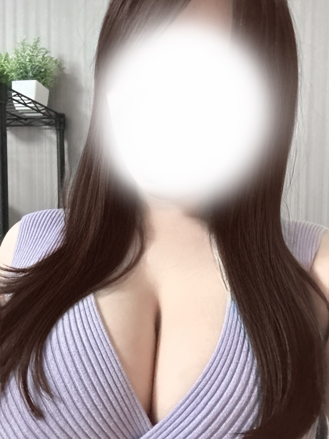 綾瀬なな